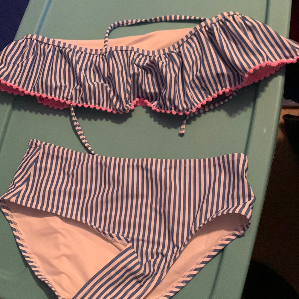 Old navy bathing suit
